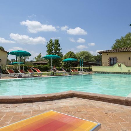 Villa Del Lago - Homelike Villas Castiglione del Lago Exterior photo